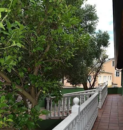 Rurales Casa Ron * Coana